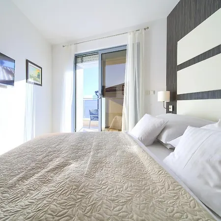 Hotel Calma 2 4*